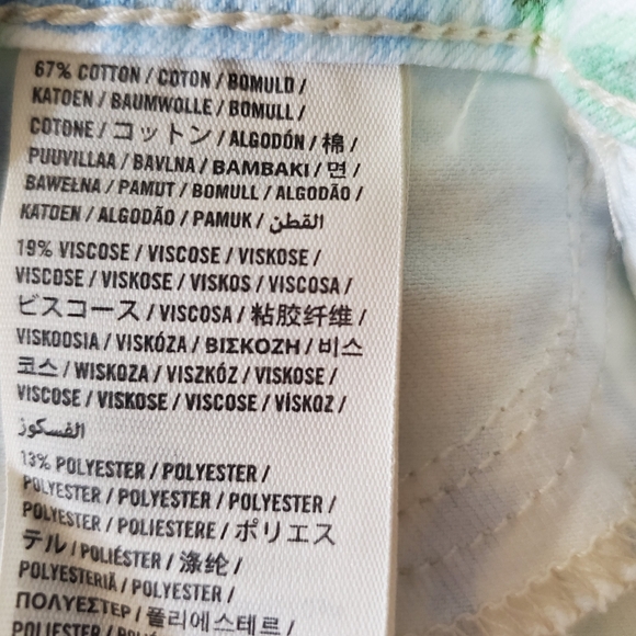 Jeans - Picture 9 of 9